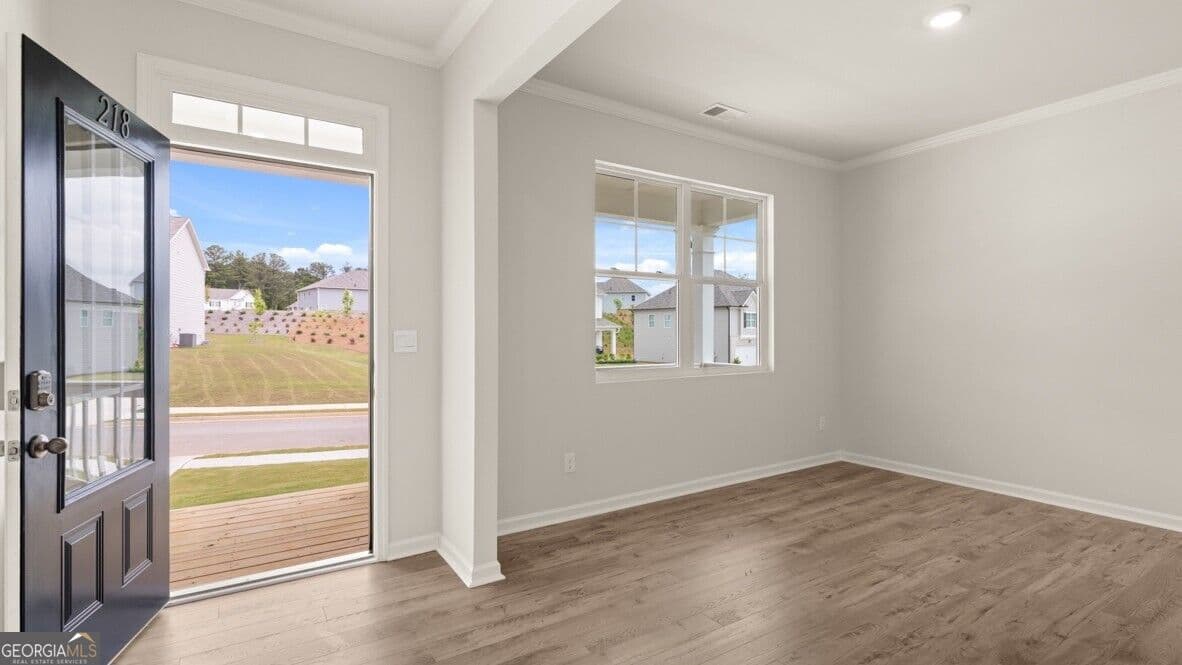 5 bedroom, 3 bathroom, 2,511 sq ft single family residence for sale at 499 Thompson Drive, Dallas, GA 30132 — photo 3