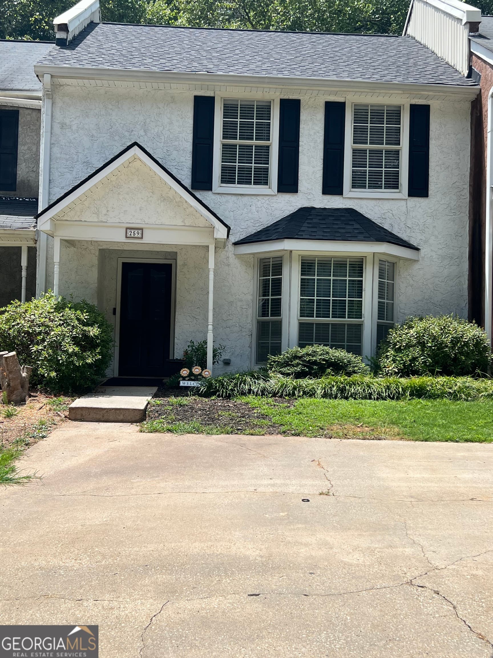 3 bedroom, 2.5 bathroom, 1,456 sq ft townhouse for rent at 259 Jackson Street, Newnan, GA 30263 for $1,650 a month