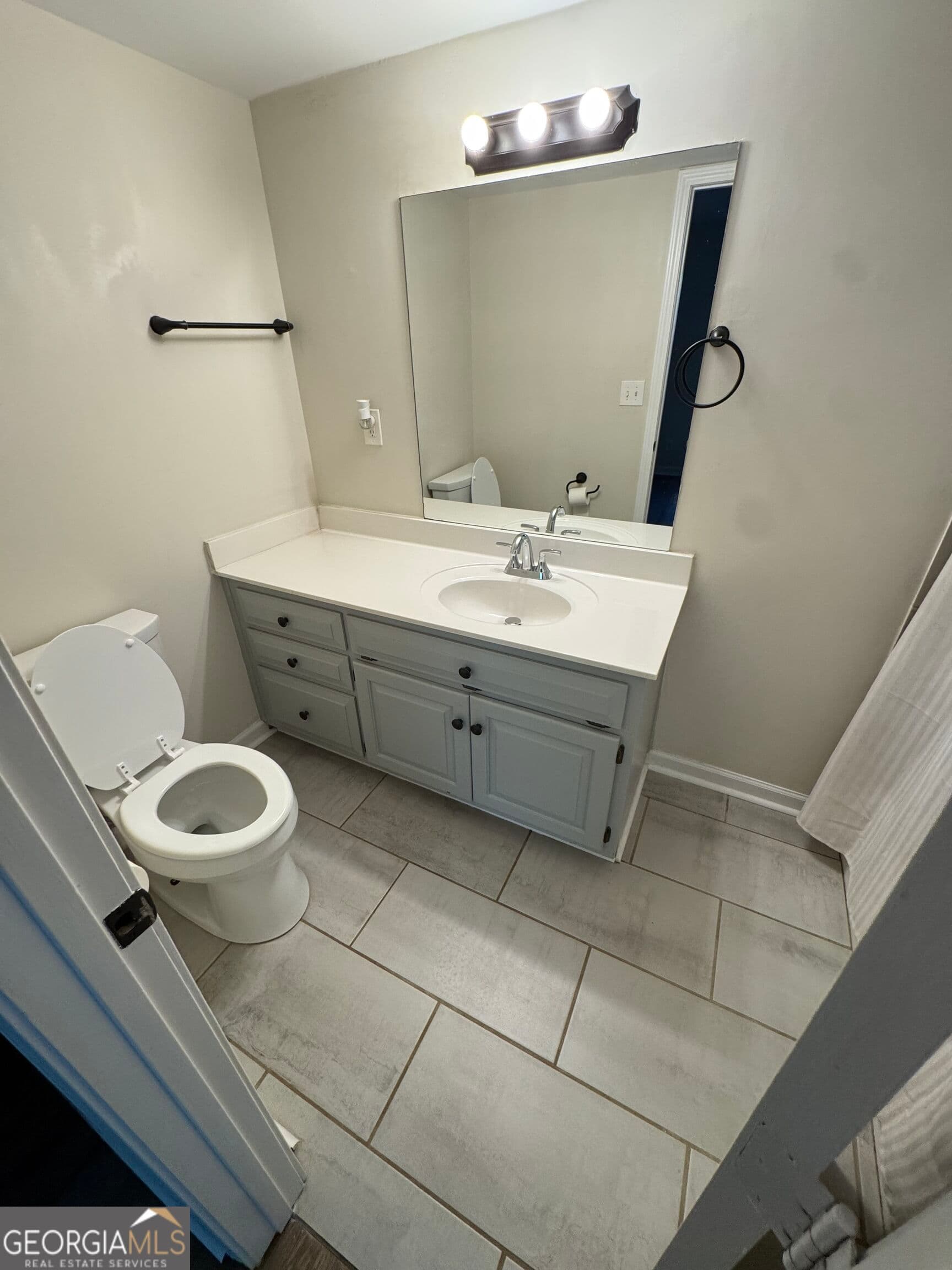 3 bedroom, 2.5 bathroom, 1,456 sq ft townhouse for rent at 259 Jackson Street, Newnan, GA 30263 for $1,650 a month — photo 5