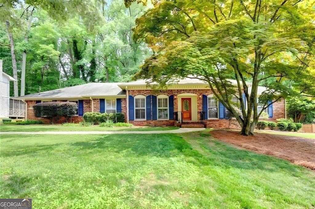 3 bedroom, 2 bathroom, 2,119 sq ft single family residence sold at 1571 Rochelle Court, Dunwoody, GA 30338