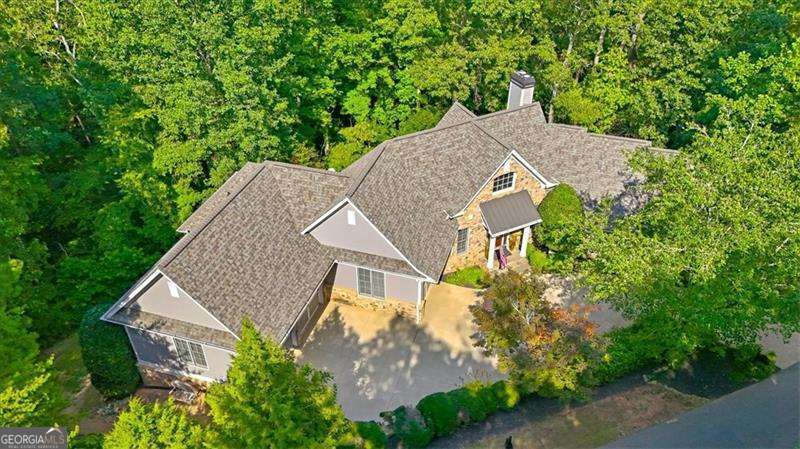 4 bedroom, 3.5 bathroom single family residence for sale at 12 Somerset Lane, Cartersville, GA 30121 — photo 2