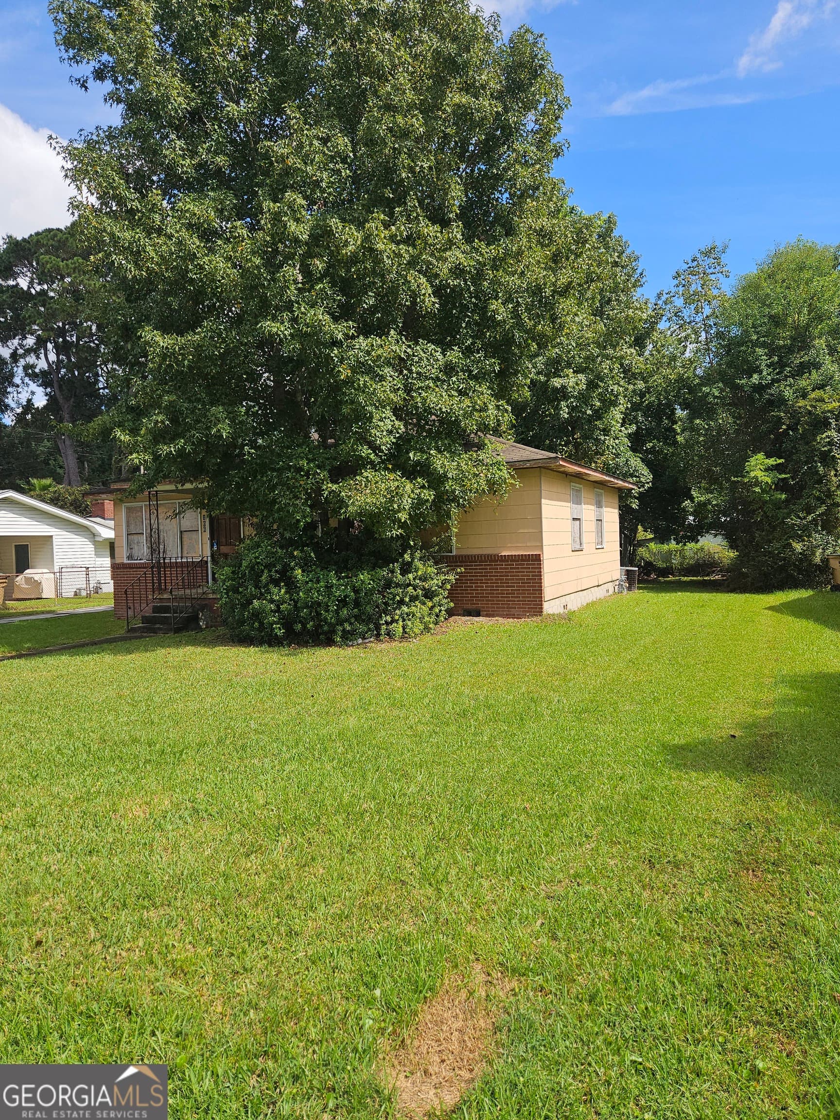 3 bedroom, 2 bathroom, 1,138 sq ft single family residence under contract at 106 Gordon Street, Port Wentworth, GA 31407 — photo 2