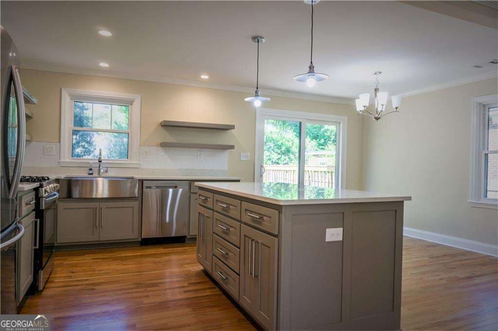 3 bedroom, 2 bathroom, 1,406 sq ft single family residence for rent at 3138 Wiltshire Drive, Avondale Estates, GA 30002 for $3,400 a month — photo 6
