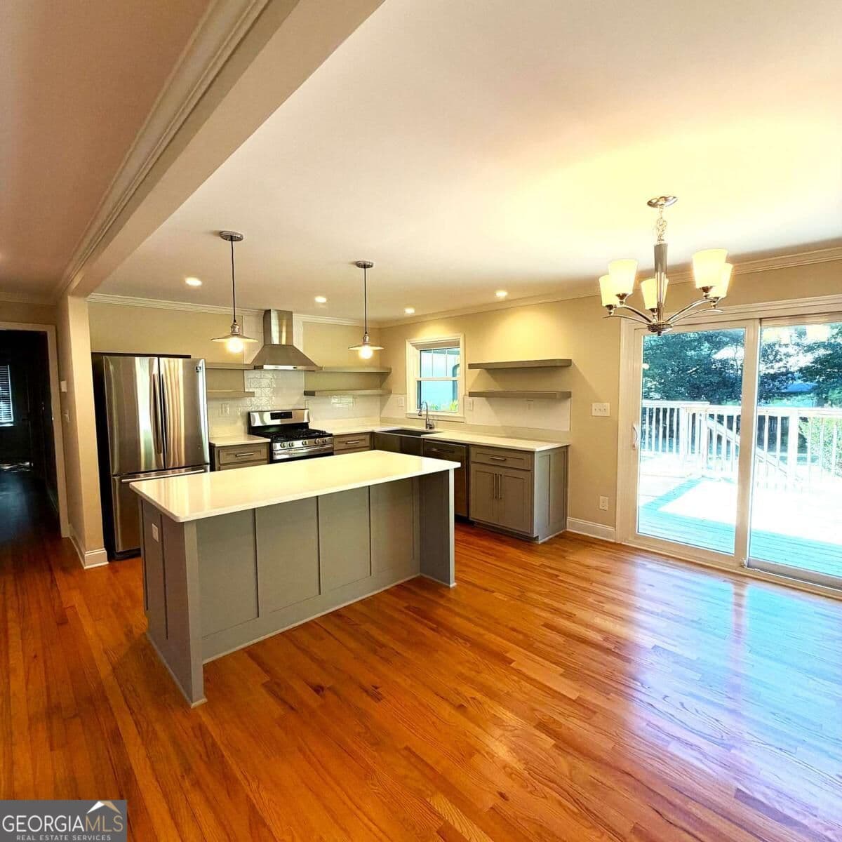 3 bedroom, 2 bathroom, 1,406 sq ft single family residence for rent at 3138 Wiltshire Drive, Avondale Estates, GA 30002 for $3,400 a month — photo 3