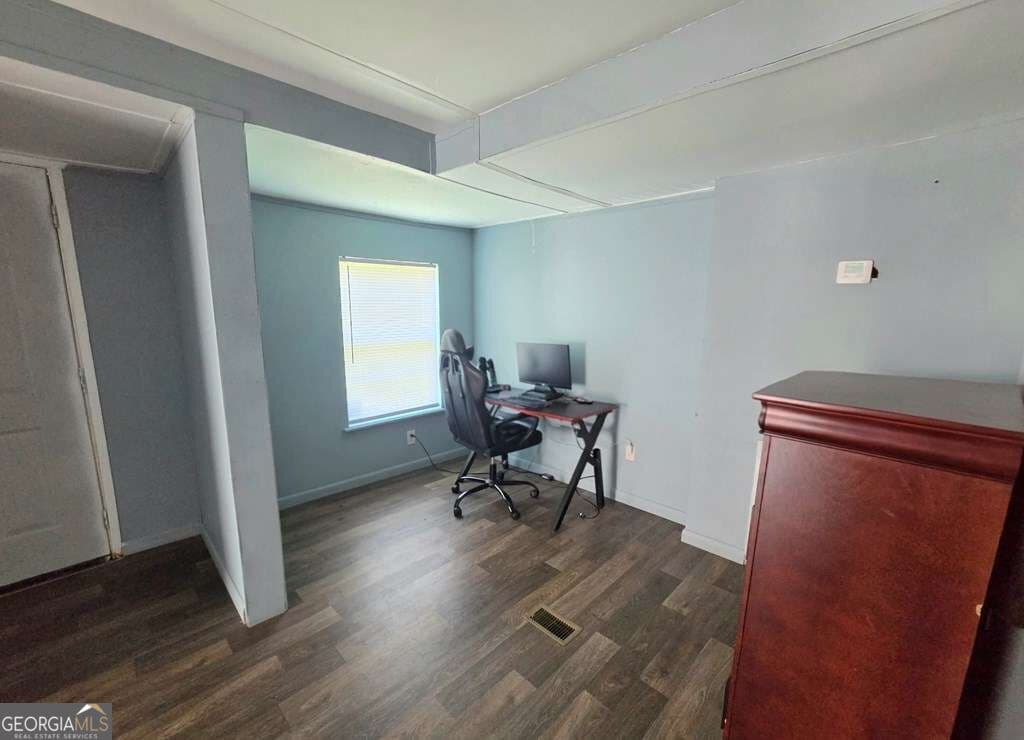 3 bedroom, 2 bathroom, 1,440 sq ft manufactured home,single family residence for sale at 2804 Stuart Drive, Valdosta, GA 31601 — photo 5