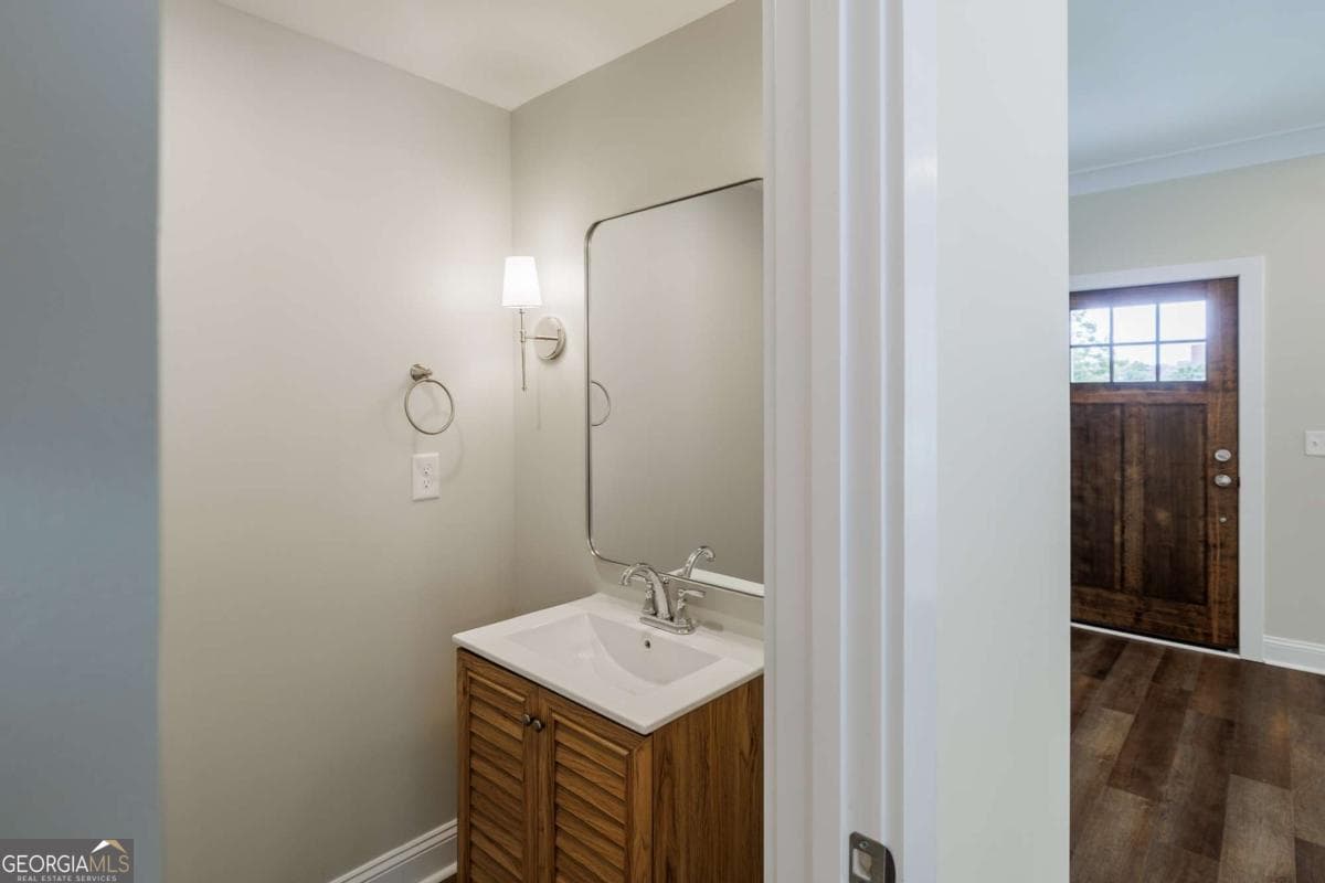 6 bedroom, 5.5 bathroom, 2,655 sq ft single family residence for sale at 235 Pearl Street, Athens, GA 30601 — photo 10