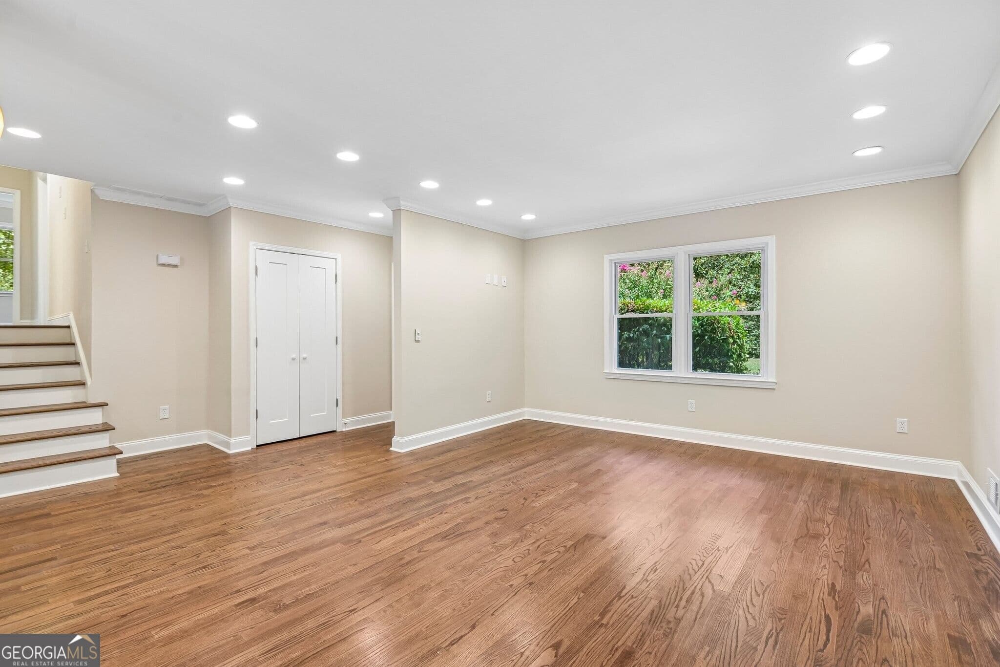 4 bedroom, 3 bathroom, 2,100 sq ft single family residence for sale at 1356 Peachtree Battle Avenue, Atlanta, GA 30327 — photo 10