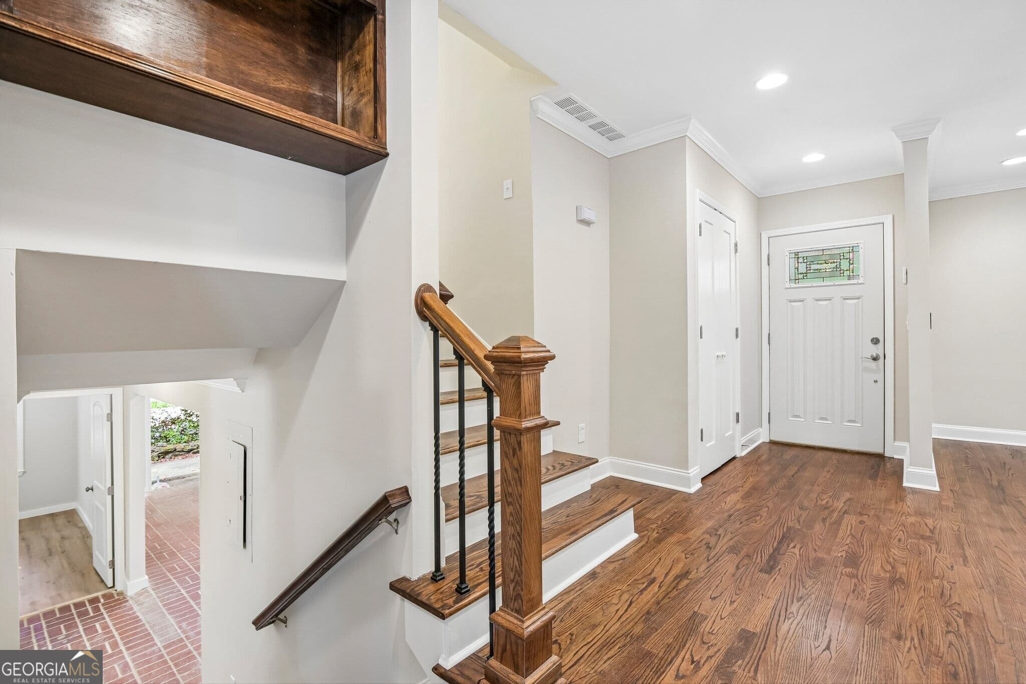 4 bedroom, 3 bathroom, 2,100 sq ft single family residence for sale at 1356 Peachtree Battle Avenue, Atlanta, GA 30327 — photo 8