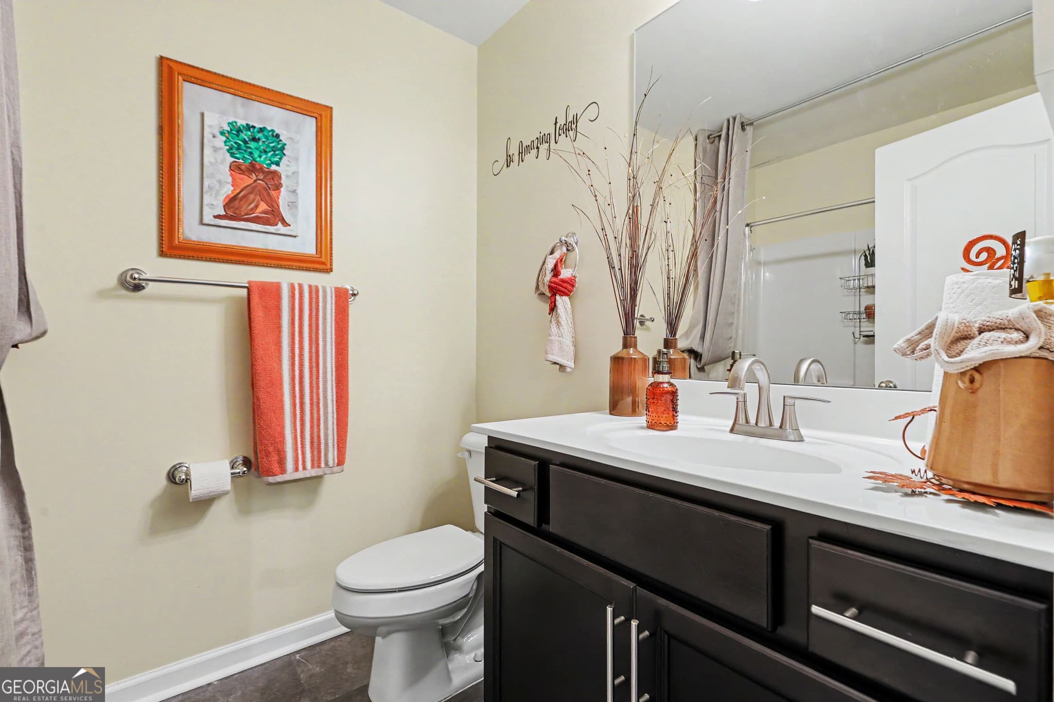 3 bedroom, 2.5 bathroom, 1,968 sq ft townhouse for sale at 5563 Radford Loop, Fairburn, GA 30213 — photo 8