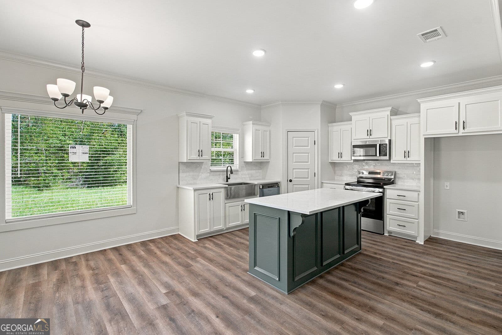 4 bedroom, 2 bathroom single family residence for sale at 3908 Lu Lane, Hahira, GA 31632 — photo 8