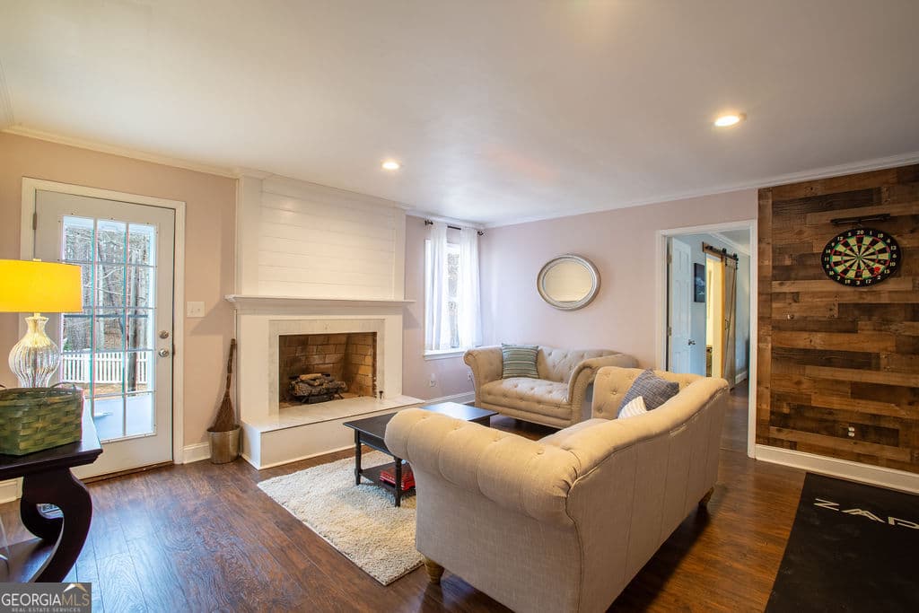 3 bedroom, 3 bathroom, 3,200 sq ft single family residence for rent at 297 Graves Road, Fayetteville, GA 30214 for $5,000 a month — photo 6