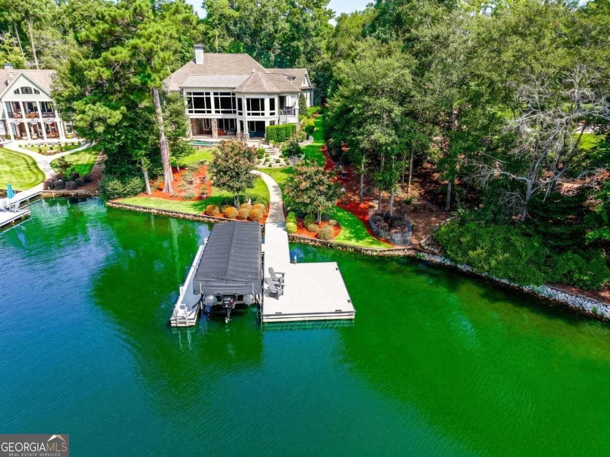 5 bedroom, 5.5 bathroom, 6,800 sq ft single family residence for sale at 1381 Swift Creek, Greensboro, GA 30642 — photo 3