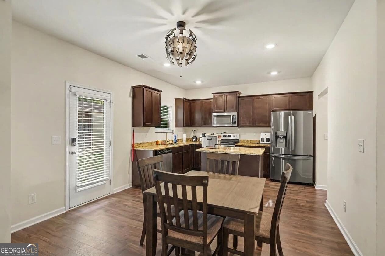 4 bedroom, 2.5 bathroom, 2,276 sq ft single family residence for sale at 9883 Byrne Drive, Jonesboro, GA 30236 — photo 7
