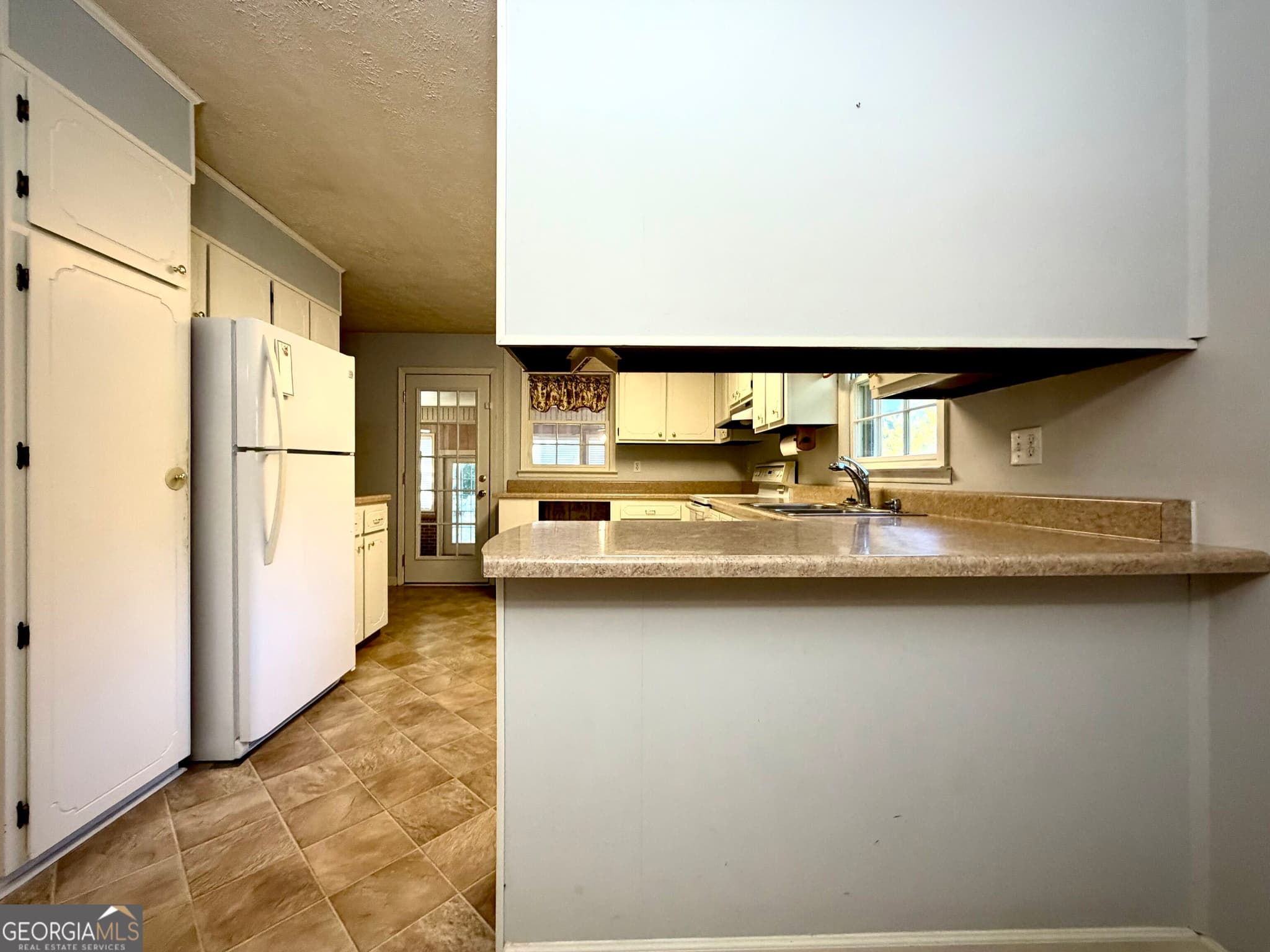 3 bedroom, 2.5 bathroom, 1,338 sq ft single family residence for sale at 4354 Stuckey Road, Danville, GA 31017 — photo 6