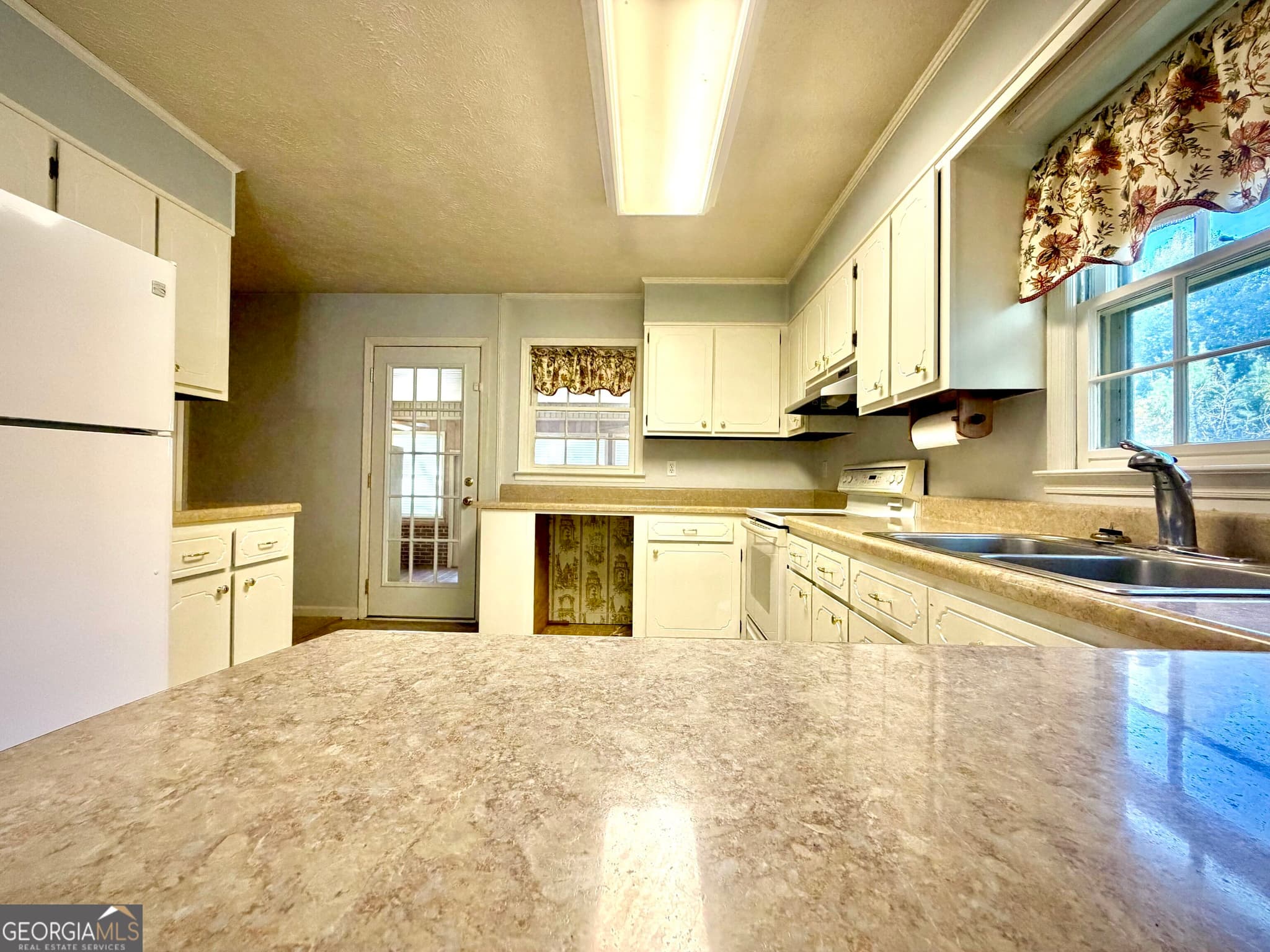 3 bedroom, 2.5 bathroom, 1,338 sq ft single family residence for sale at 4354 Stuckey Road, Danville, GA 31017 — photo 7