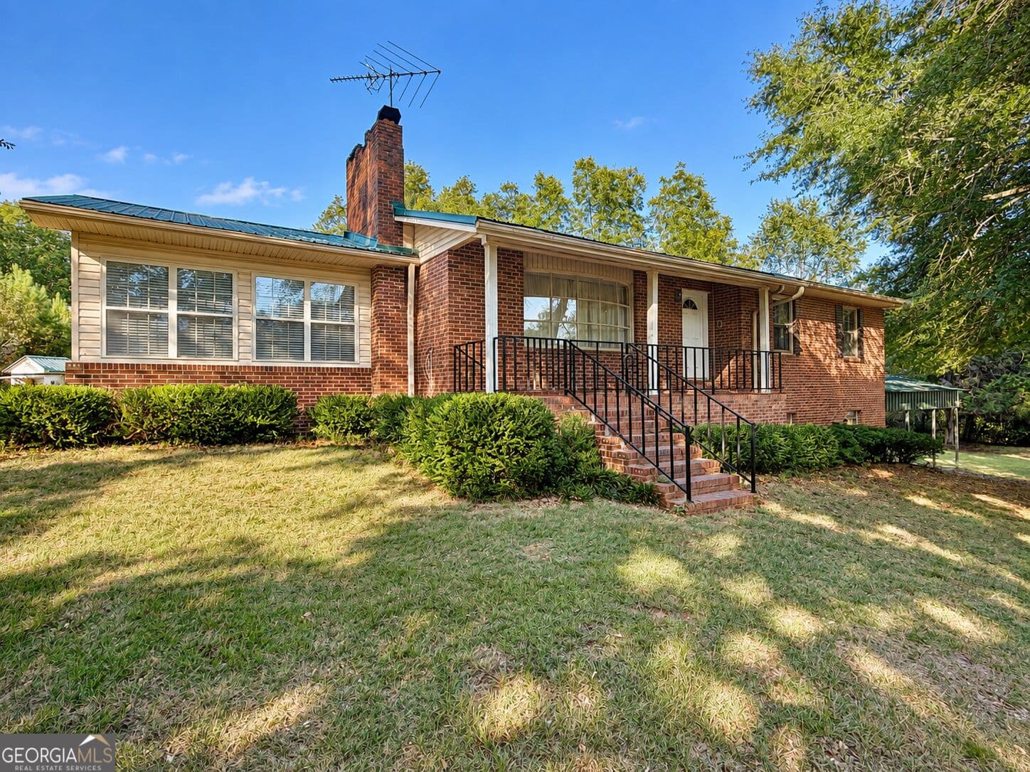 3 bedroom, 2.5 bathroom, 1,338 sq ft single family residence for sale at 4354 Stuckey Road, Danville, GA 31017