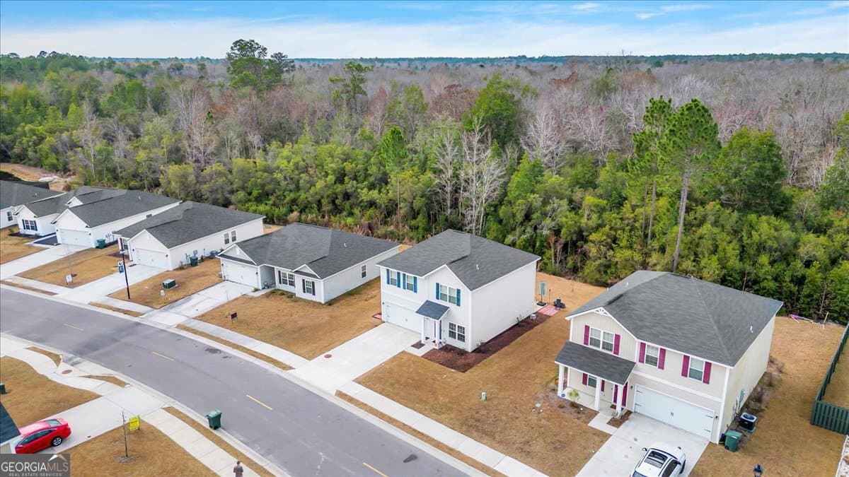 4 bedroom, 2.5 bathroom single family residence for sale at 276 Brightleaf Circle, Hinesville, GA 31313 — photo 6
