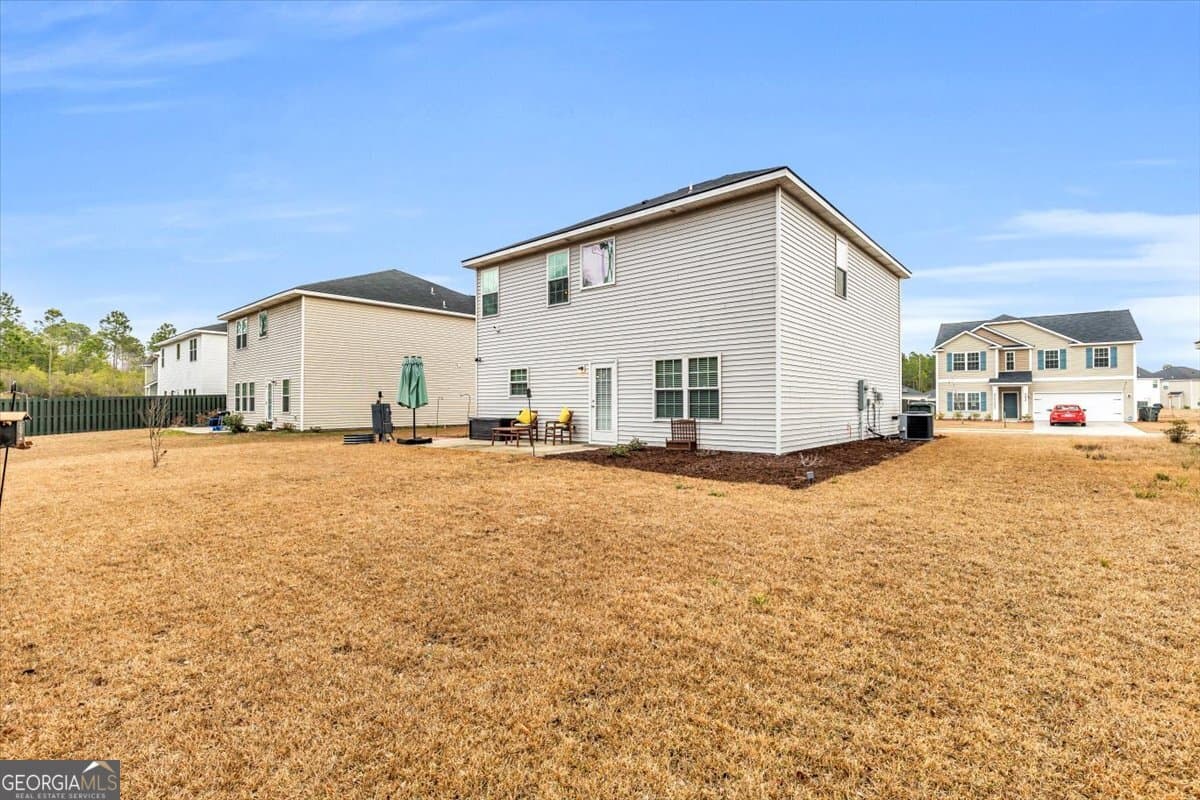 4 bedroom, 2.5 bathroom single family residence for sale at 276 Brightleaf Circle, Hinesville, GA 31313 — photo 10
