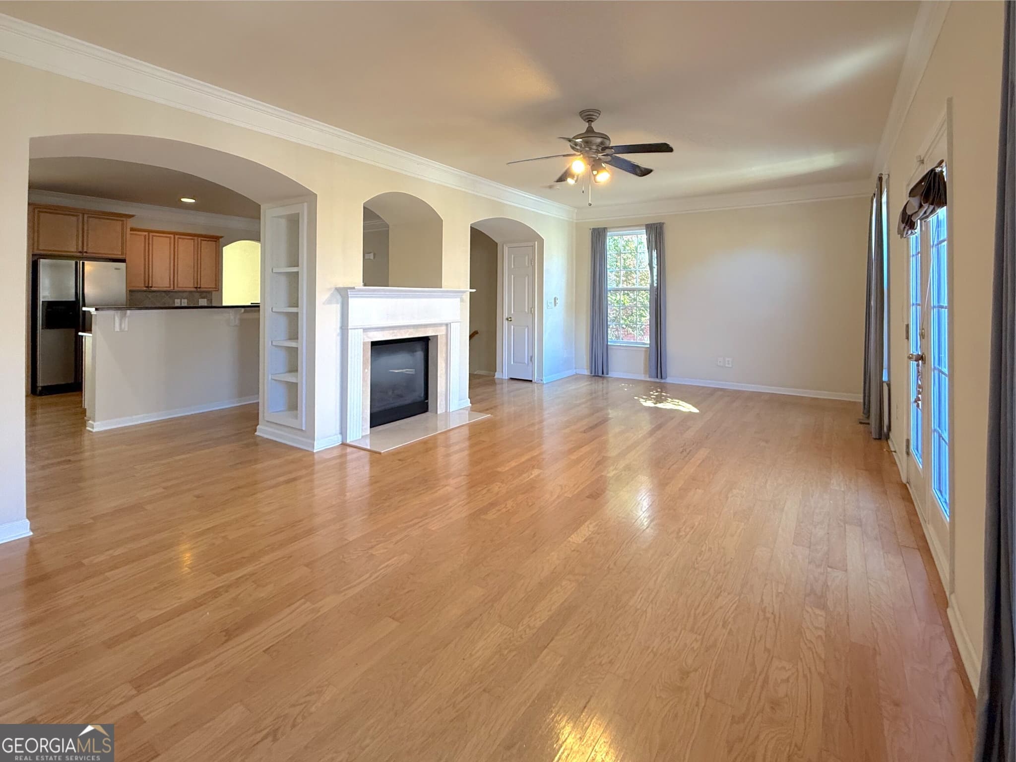 3 bedroom, 3 bathroom, 2,700 sq ft townhouse for rent at 10507 Holliwell Court, Johns Creek, GA 30097 for $2,895 a month — photo 5