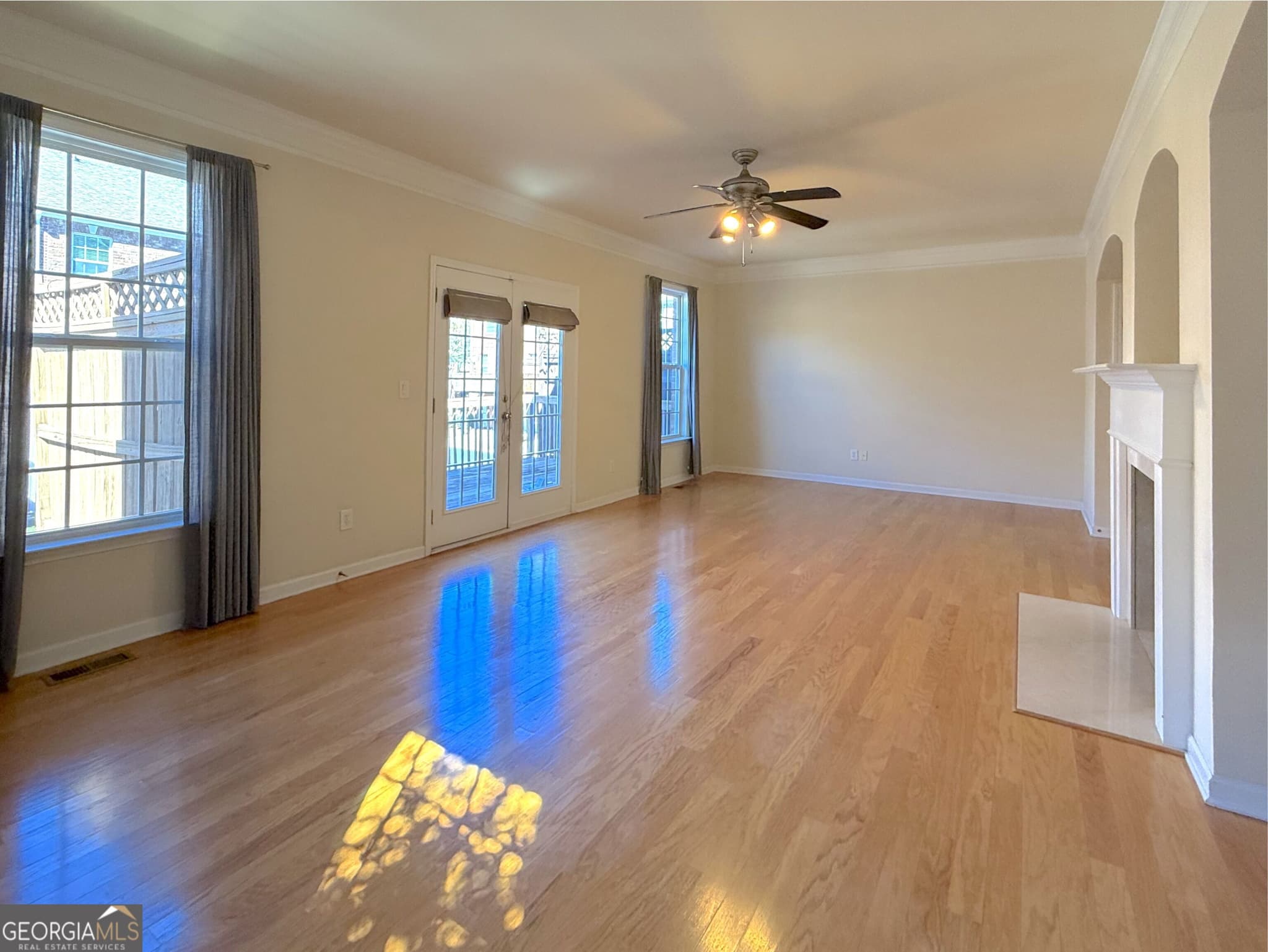 3 bedroom, 3 bathroom, 2,700 sq ft townhouse for rent at 10507 Holliwell Court, Johns Creek, GA 30097 for $2,895 a month — photo 4