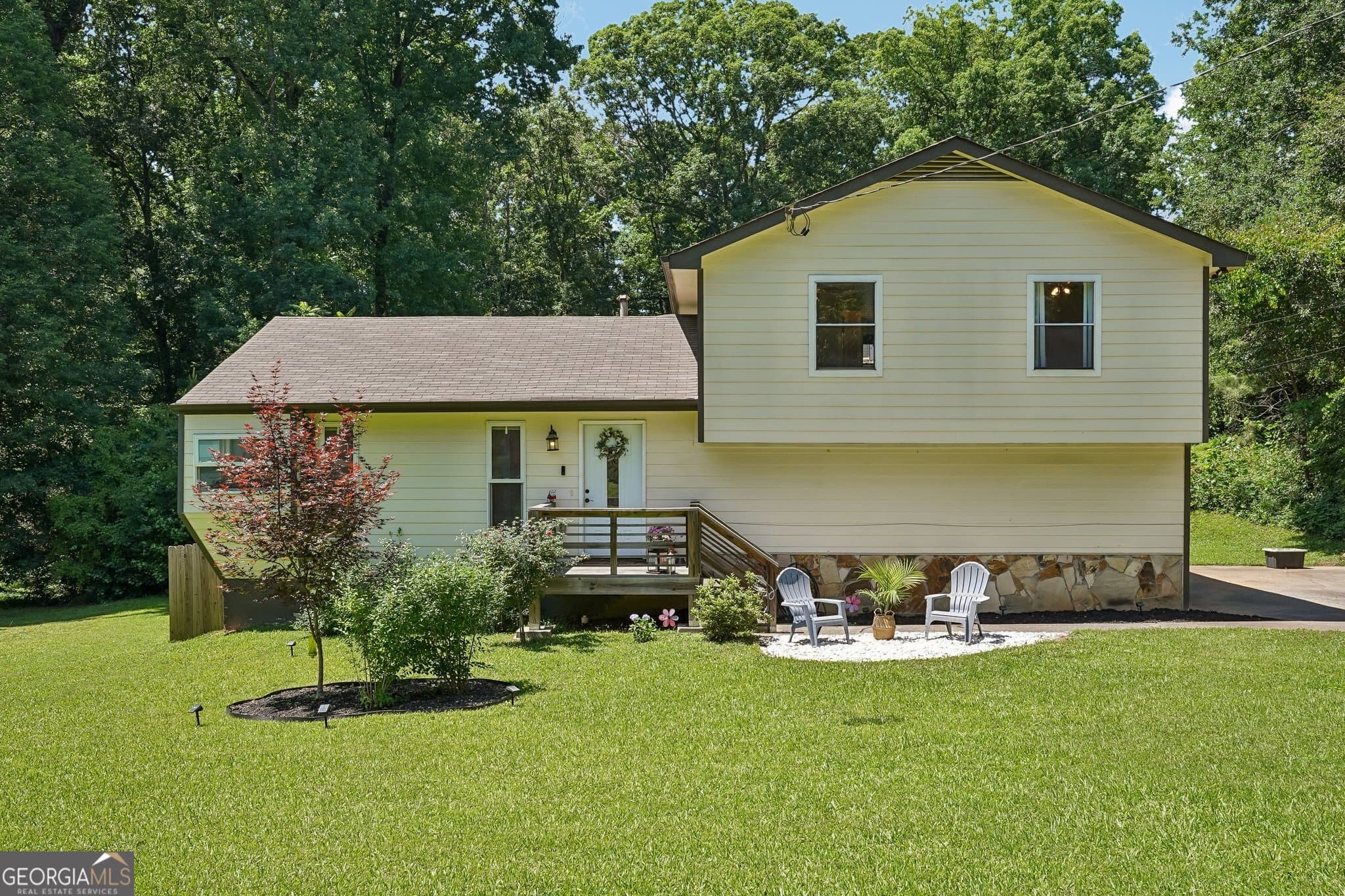 3 bedroom, 2 bathroom, 1,478 sq ft single family residence sold at 3211 Oakbrook Lane, Clarkston, GA 30021