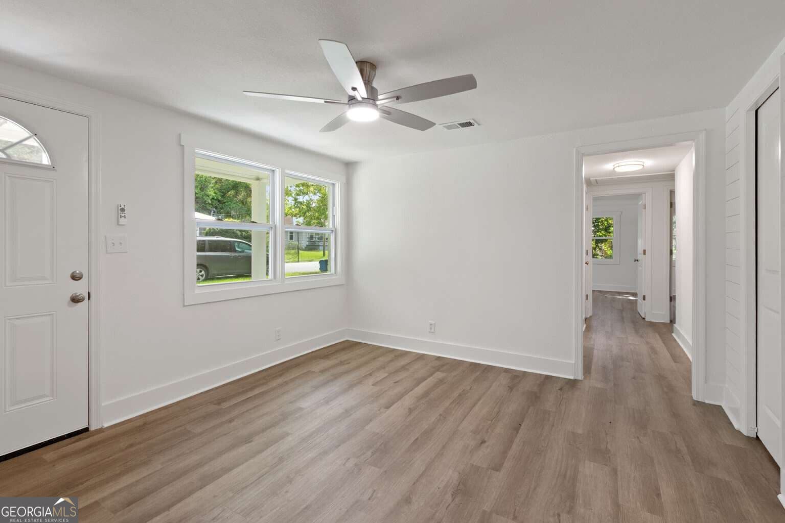 3 bedroom, 2 bathroom, 1,164 sq ft single family residence for sale at 2929 Union Street, Brunswick, GA 31520 — photo 7