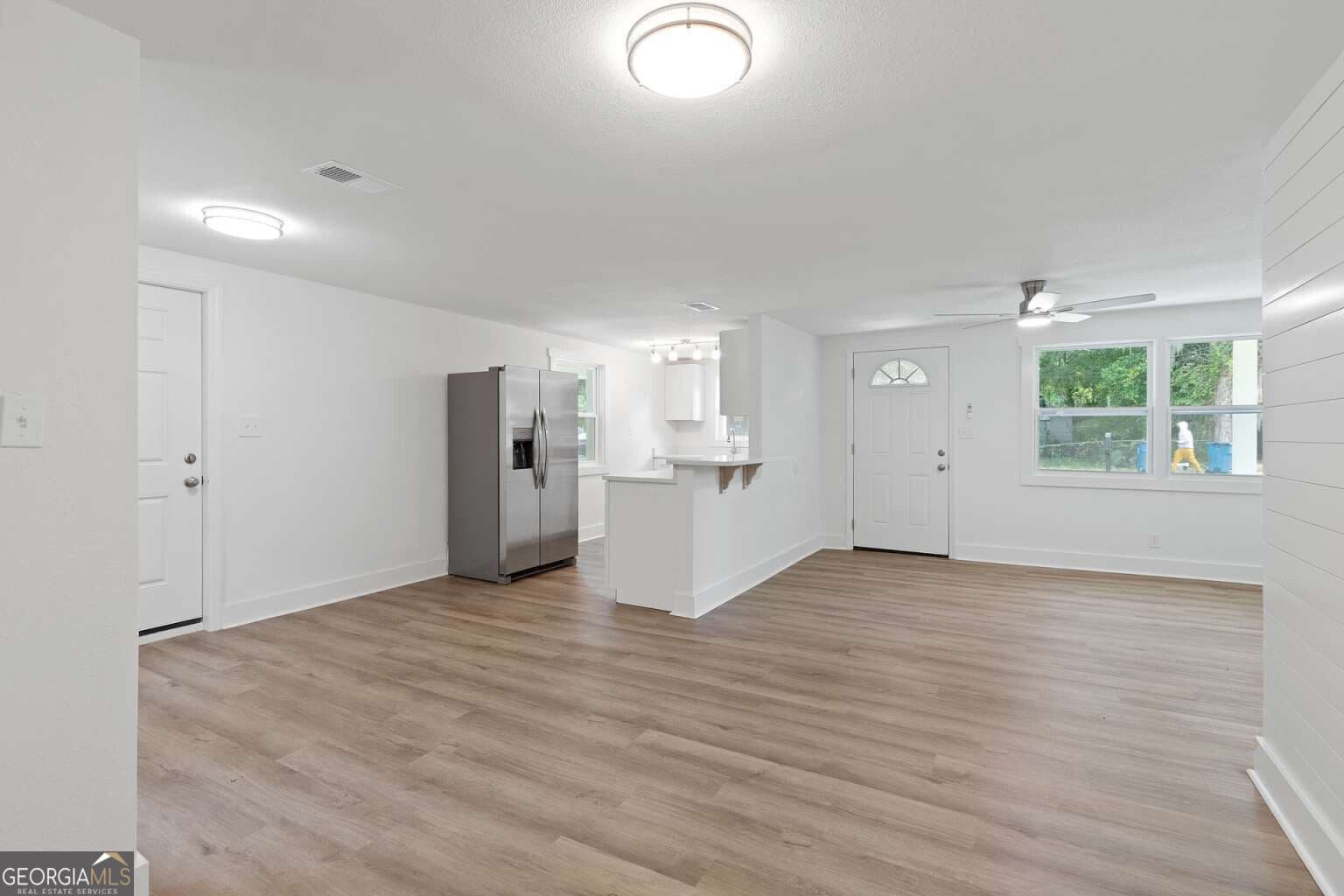 3 bedroom, 2 bathroom, 1,164 sq ft single family residence for sale at 2929 Union Street, Brunswick, GA 31520 — photo 9