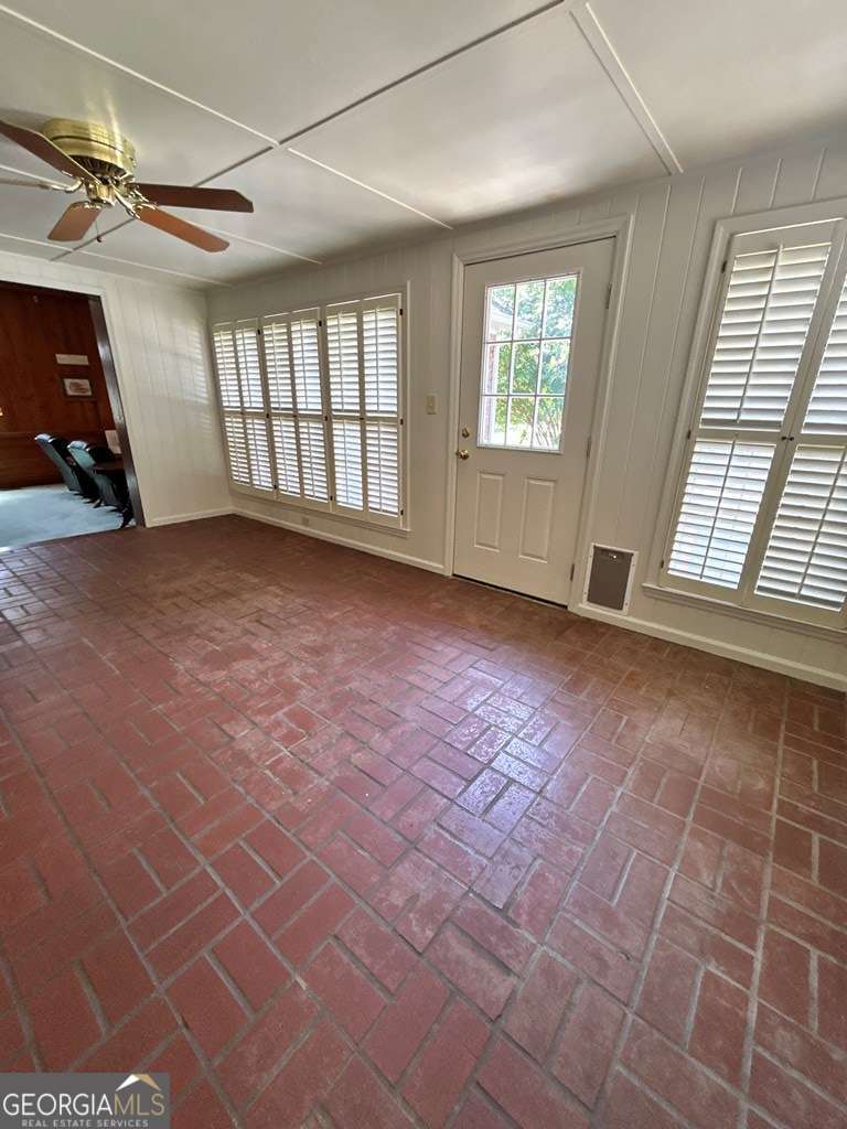 4 bedroom, 3 bathroom, 3,394 sq ft single family residence for sale at 1702 Slack Drive N/A, Tifton, GA 31793 — photo 6