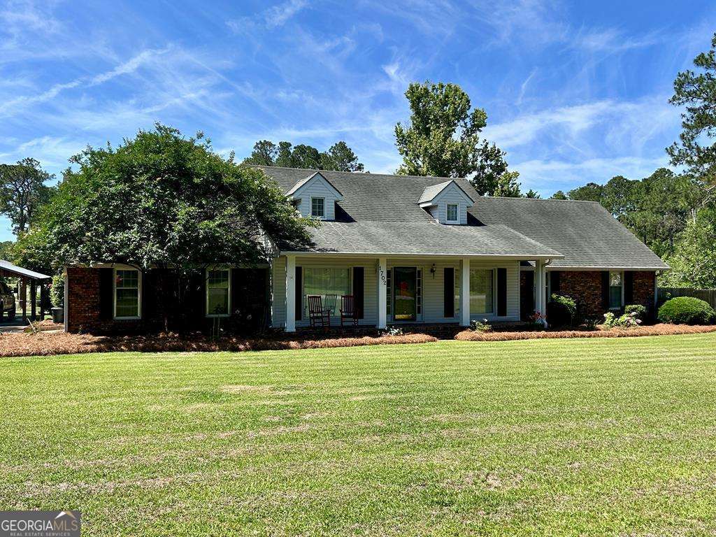 4 bedroom, 3 bathroom, 3,394 sq ft single family residence for sale at 1702 Slack Drive N/A, Tifton, GA 31793