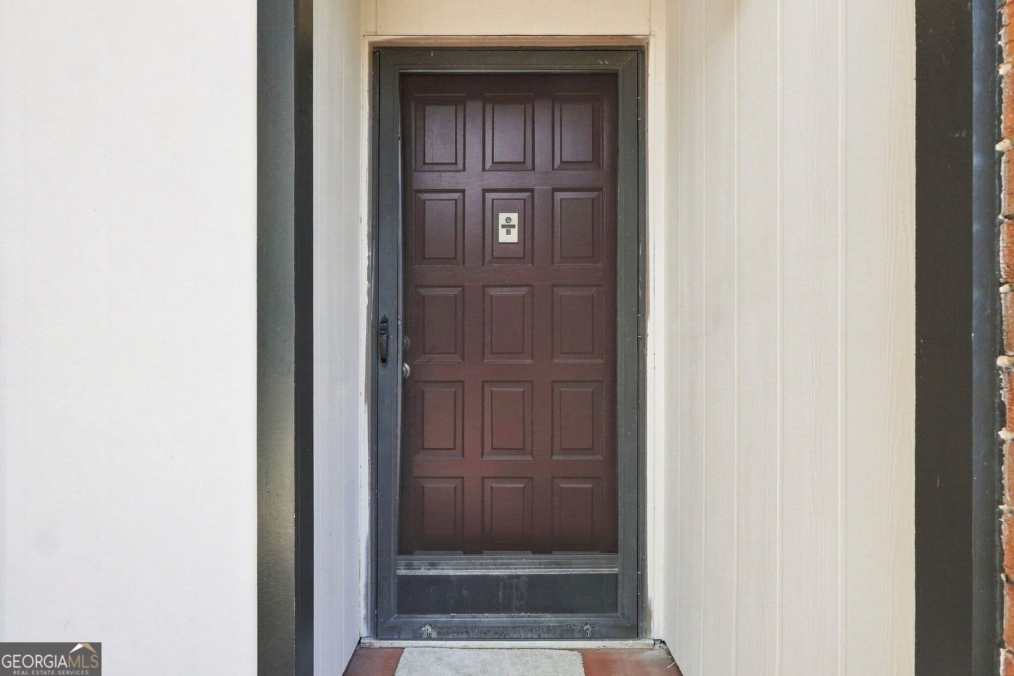 3 bedroom, 2.5 bathroom, 2,228 sq ft townhouse for sale at 3229 Clairmont North, Atlanta, GA 30329 — photo 2