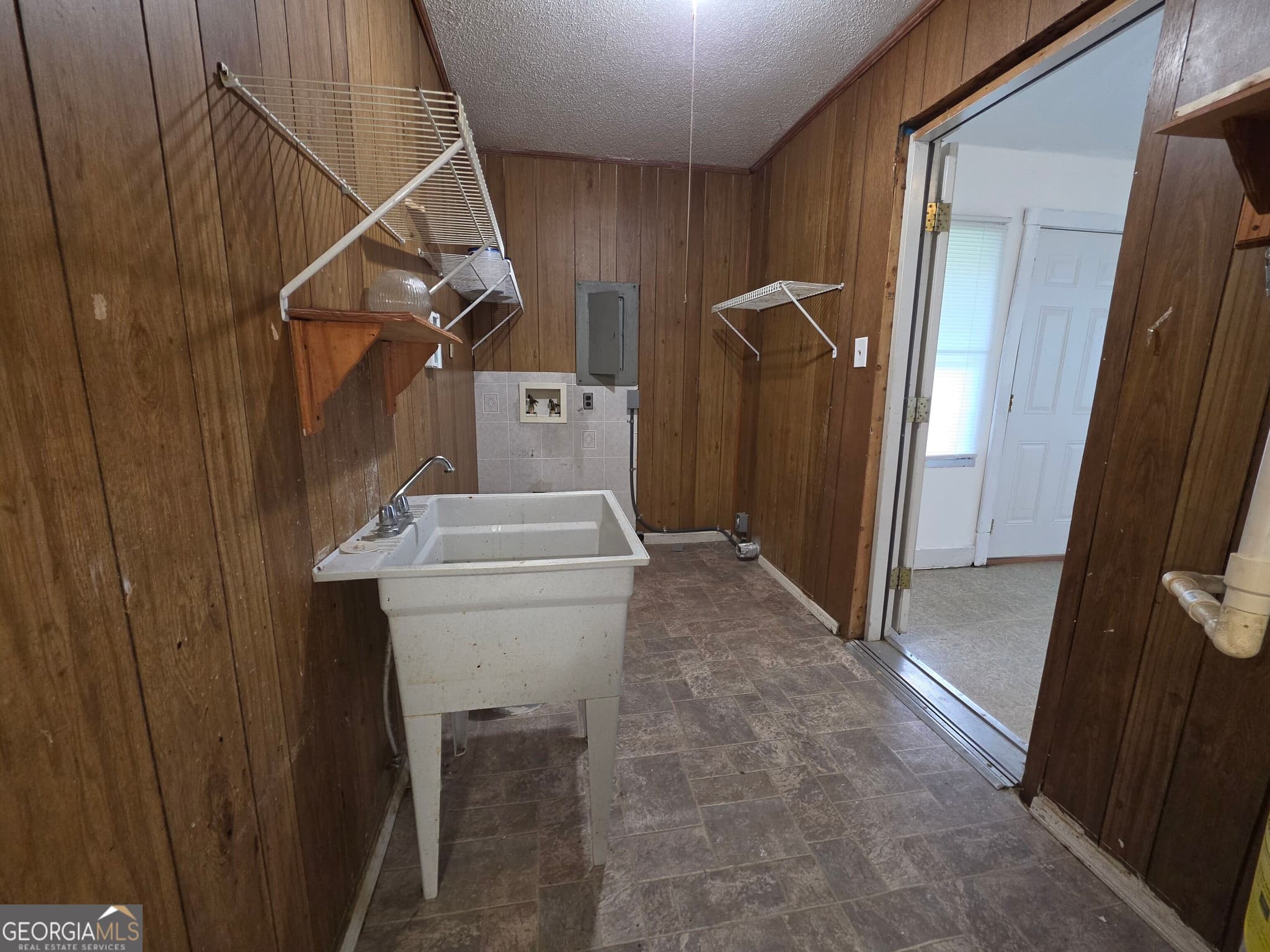 3 bedroom, 1.5 bathroom, 1,458 sq ft single family residence for rent at 2409 River Ridge Road, Milledgeville, GA 31061 for $1,300 a month — photo 9
