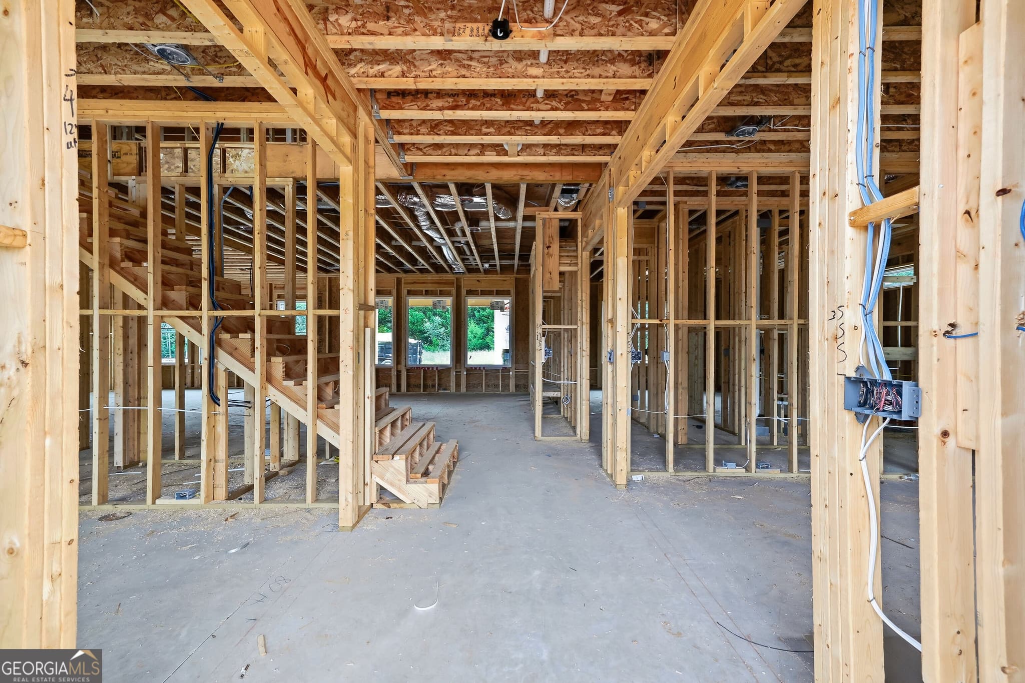 5 bedroom, 5.5 bathroom single family residence for sale at 1736 Lee Peters Road, Loganville, GA 30052 — photo 6