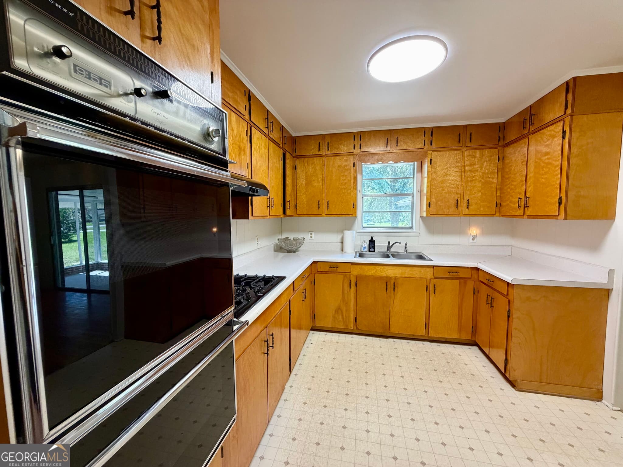 3 bedroom, 2 bathroom, 1,232 sq ft single family residence for sale at 201 North Drive, Woodbine, GA 31569 — photo 6