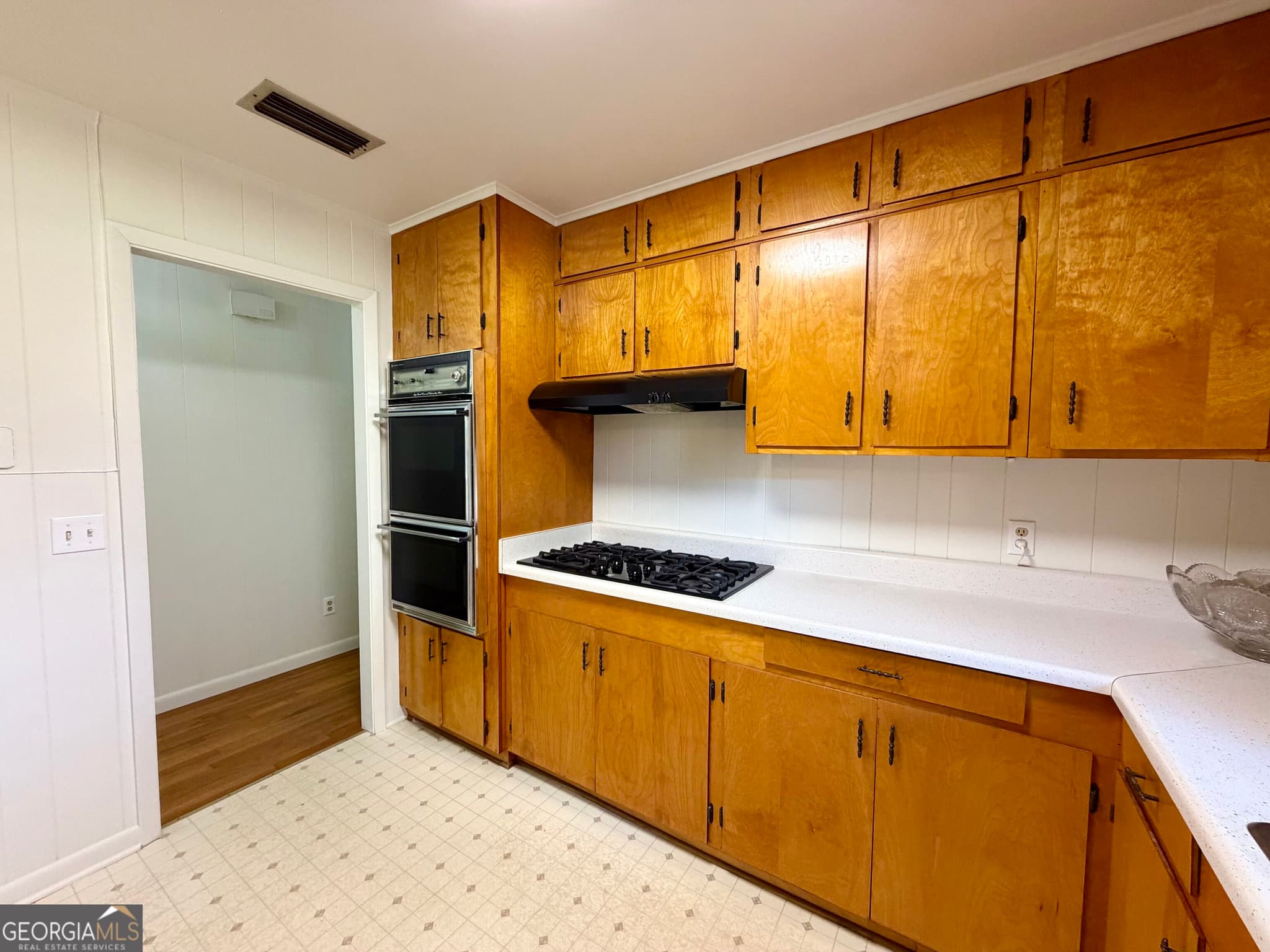 3 bedroom, 2 bathroom, 1,232 sq ft single family residence for sale at 201 North Drive, Woodbine, GA 31569 — photo 8