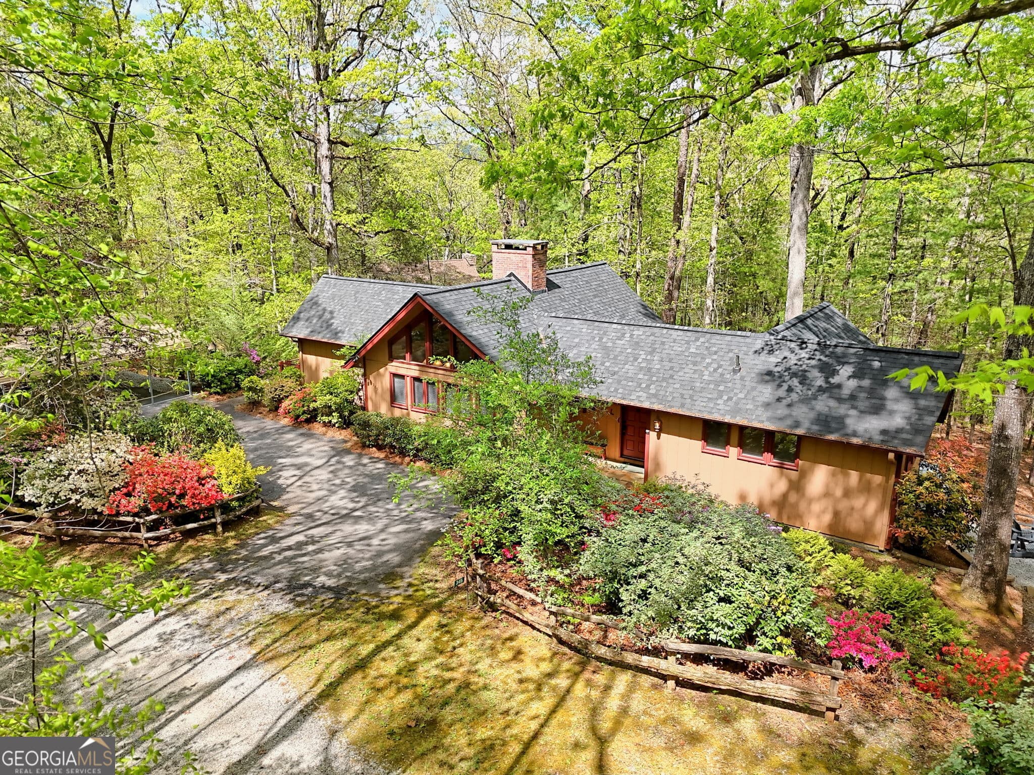 3 bedroom, 2 bathroom, 1,581 sq ft single family residence sold at 345 Leaning Chimney Drive, Clayton, GA 30525