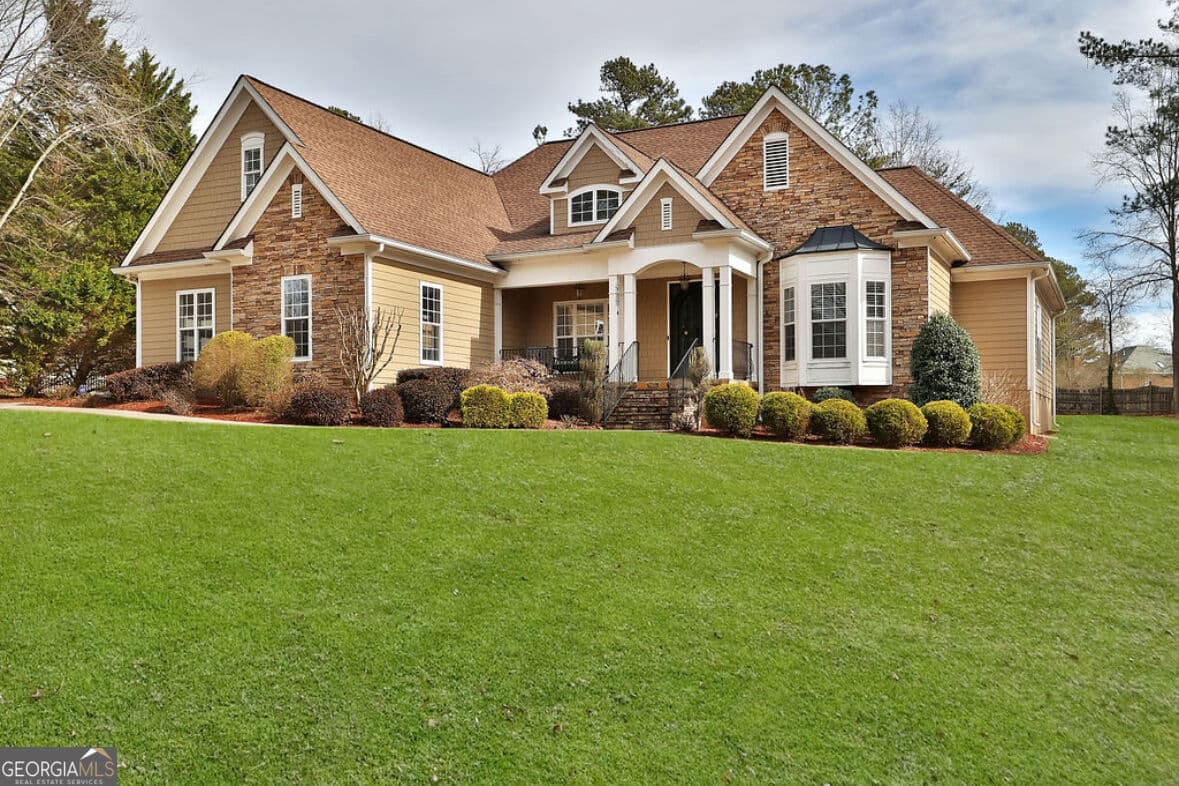 6 bedroom, 5 bathroom, 4,995 sq ft single family residence for rent at 110 Stanley Oaks Place, Fayetteville, GA 30214 for $6,500 a month — photo 2