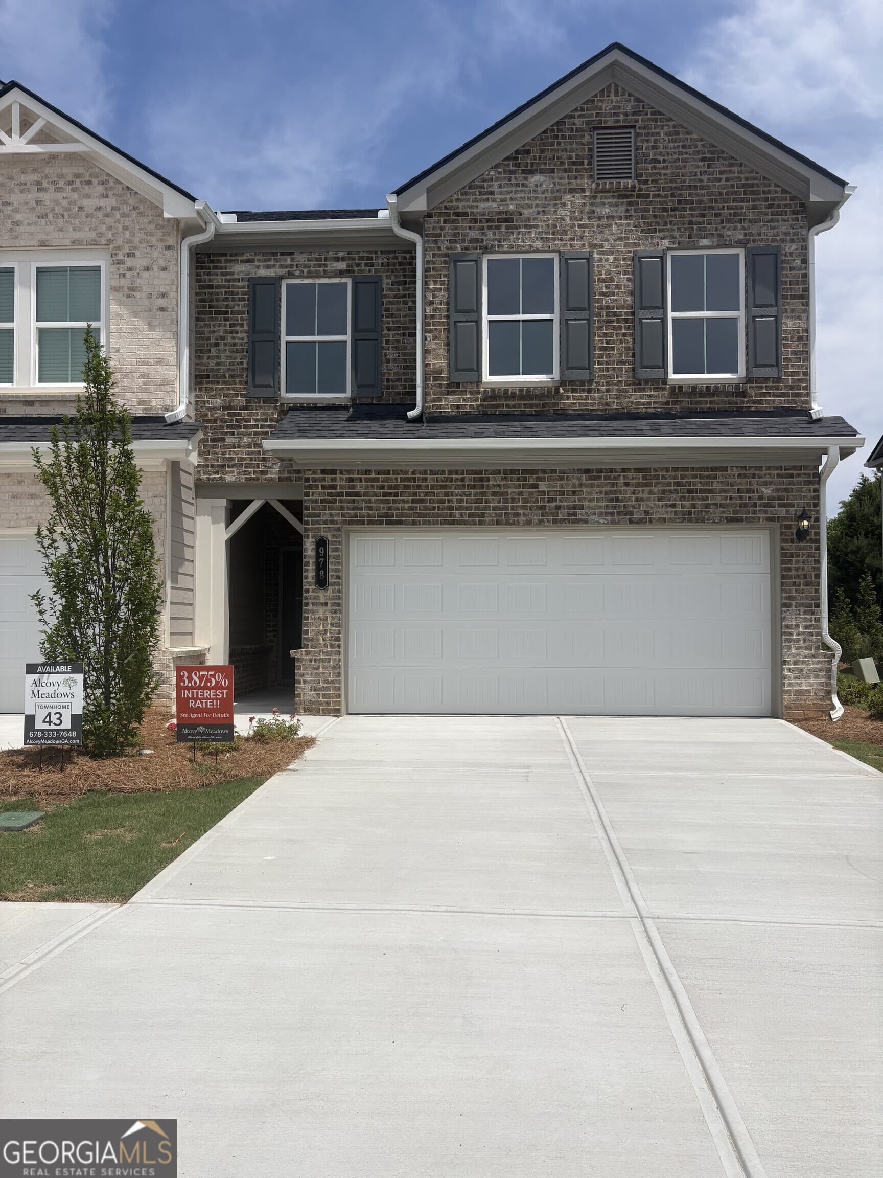 3 bedroom, 2.5 bathroom, 1,833 sq ft townhouse sold at 978 Elwood Street, Dacula, GA 30019