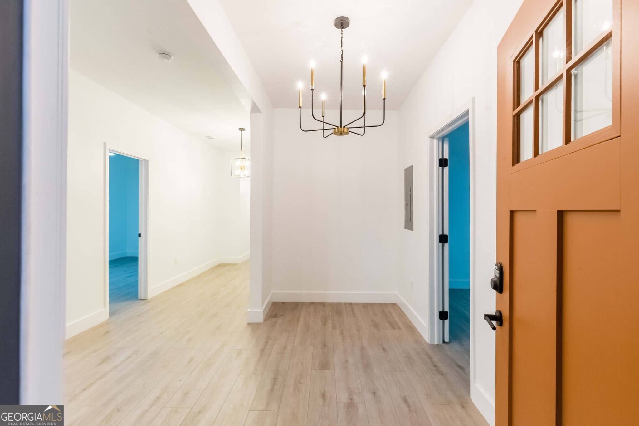 5 bedroom, 3 bathroom, 2,593 sq ft single family residence for rent at 1170 Niles Avenue, Atlanta, GA 30318 for $3,995 a month — photo 5