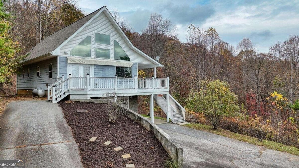 70 Smokerise Lane, Hayesville, NC 28904 — most recent listing photo