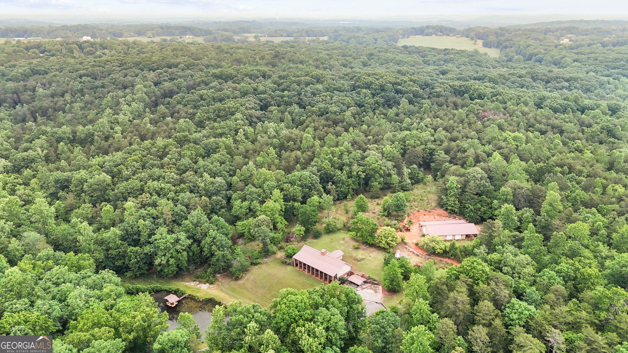 3 bedroom, 3.5 bathroom, 5,288 sq ft single family residence for sale at 4454 Ledan Extension, Gainesville, GA 30506 — photo 9