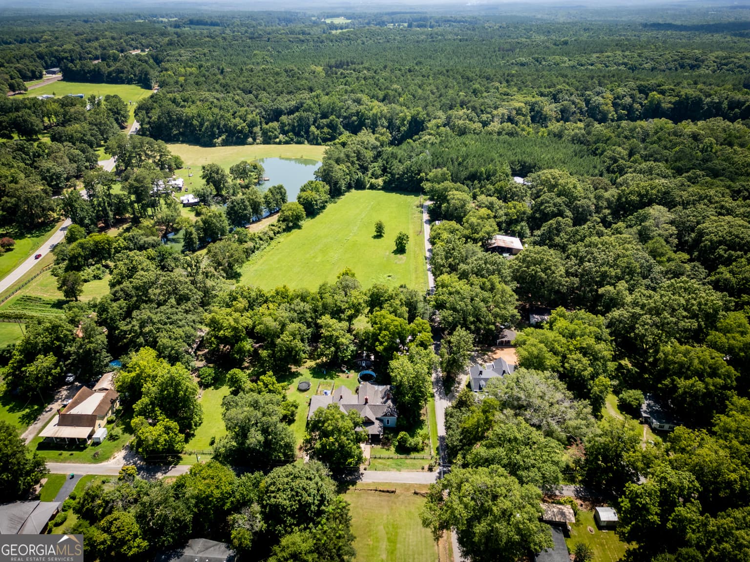 4 bedroom, 4.5 bathroom, 2,544 sq ft single family residence for sale at 111 Banks Street, Shady Dale, GA 31085 — photo 7
