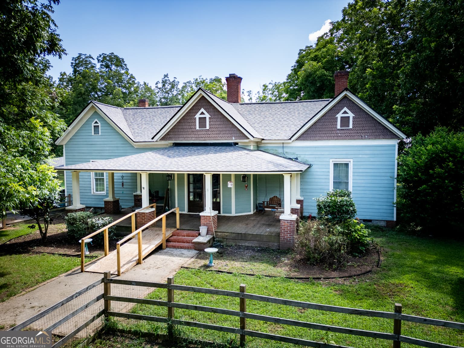 4 bedroom, 4.5 bathroom, 2,544 sq ft single family residence for sale at 111 Banks Street, Shady Dale, GA 31085