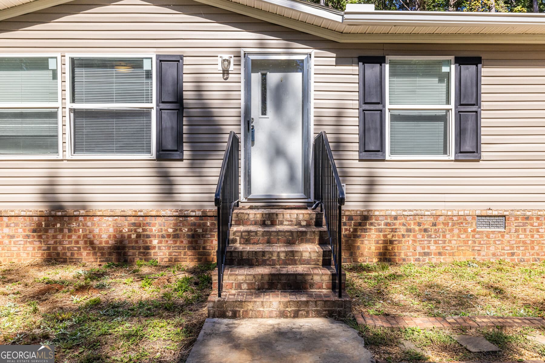 3 bedroom, 2 bathroom, 1,680 sq ft manufactured home,single family residence for sale at 2154 Grandview Road, Jasper, GA 30143 — photo 2