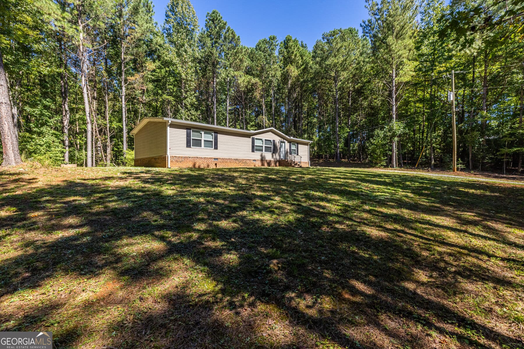 3 bedroom, 2 bathroom, 1,680 sq ft manufactured home,single family residence for sale at 2154 Grandview Road, Jasper, GA 30143 — photo 6