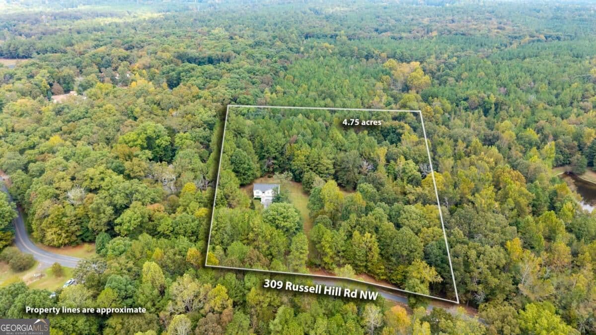 4 bedroom, 3 bathroom, 1,950 sq ft single family residence for sale at 309 Russell Hill Estates Drive, Sugar Valley, GA 30746 — photo 3