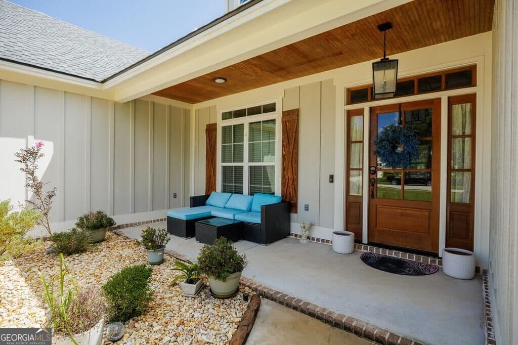 4 bedroom, 3 bathroom, 2,493 sq ft single family residence for sale at 3754 Knights Mill Drive, Valdosta, GA 31605 — photo 4