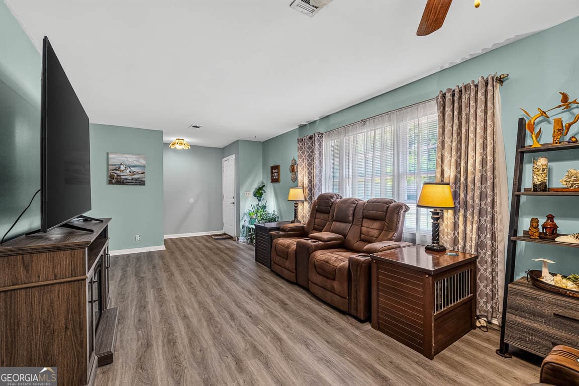 3 bedroom, 2 bathroom, 1,404 sq ft single family residence for sale at 173 FISH HALL Road, Brunswick, GA 31523 — photo 5
