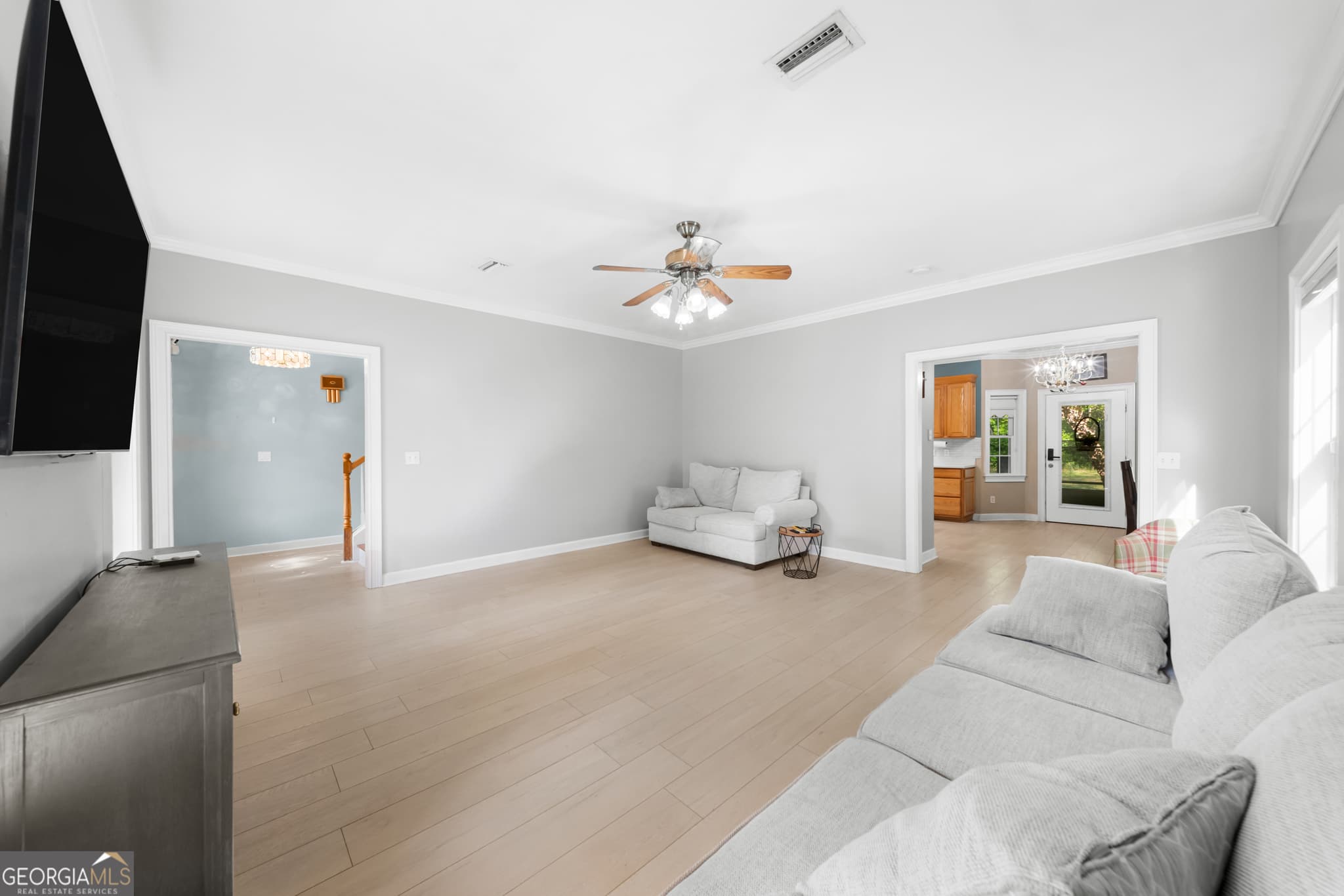 4 bedroom, 3.5 bathroom, 2,901 sq ft single family residence for sale at 8609 Gohler Avenue, Savannah, GA 31406 — photo 6