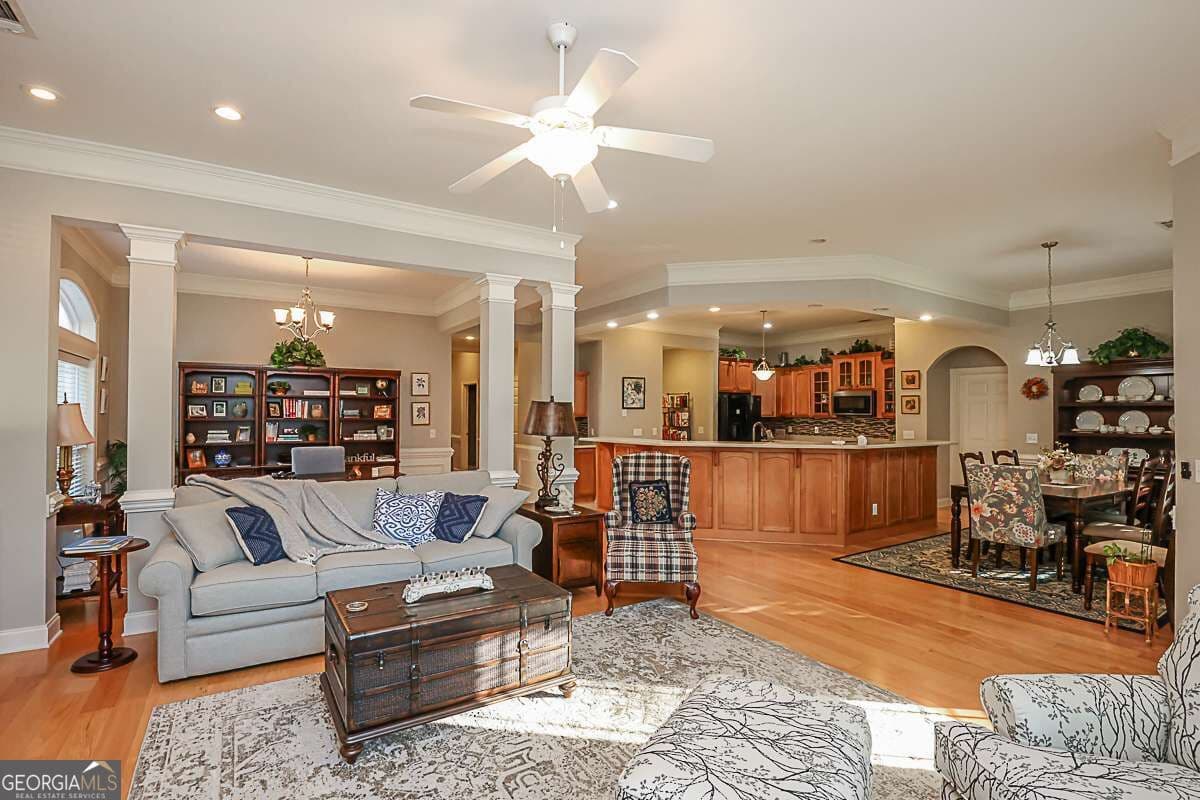 3 bedroom, 2 bathroom condominium for sale at 1502 River Oaks Drive, Richmond Hill, GA 31324 — photo 6