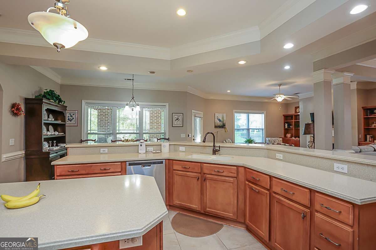 3 bedroom, 2 bathroom condominium for sale at 1502 River Oaks Drive, Richmond Hill, GA 31324 — photo 10